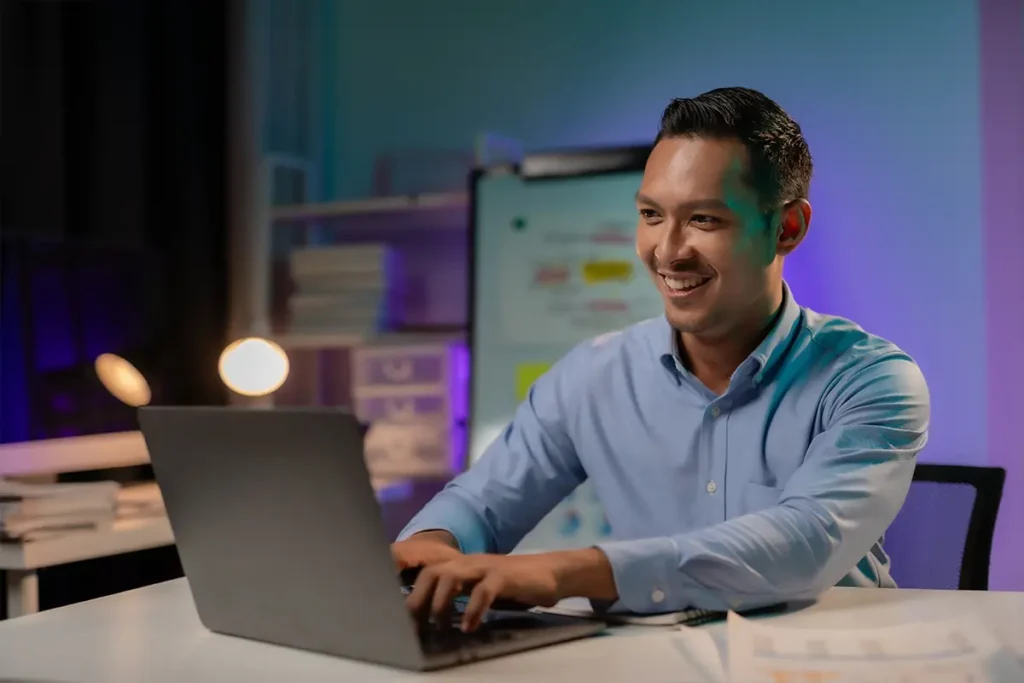 Technology & SaaS industry icon